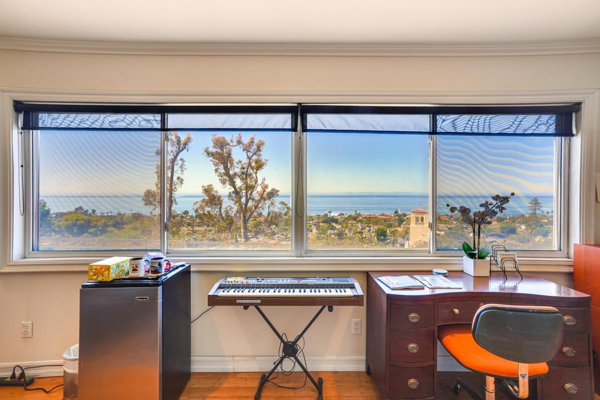 Laguna Beach Getaway With Patio And Clear Ocean Views! Exterior photo